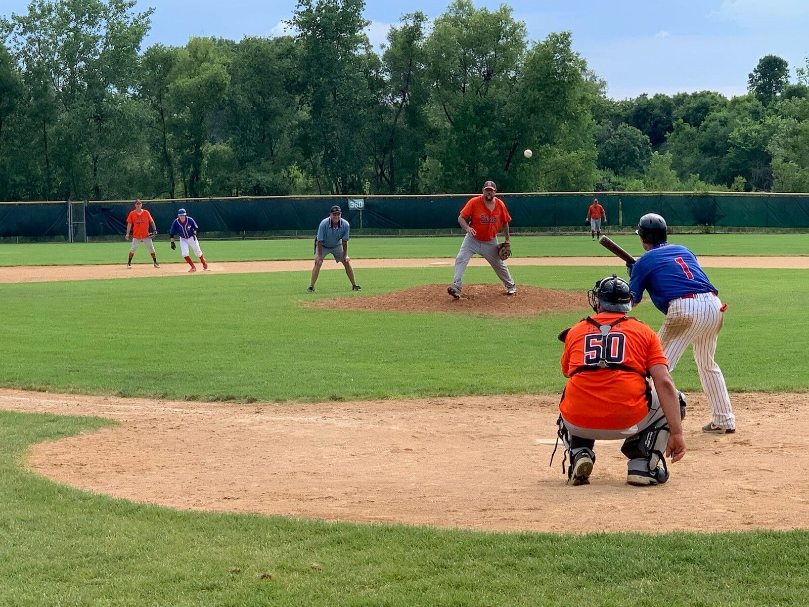 Redbirds lose in extra innings to White Bear Lake